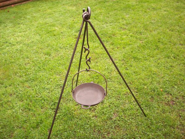 Heavy Duty Cooking Tripod - Image 2