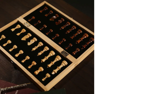 Magnetic Folding Chess Board - Image 6